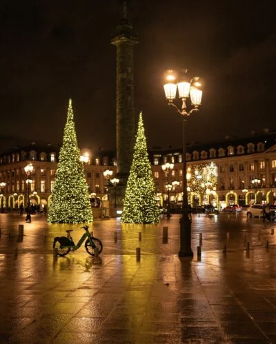 Pretty with a hint of rain, Paris right now