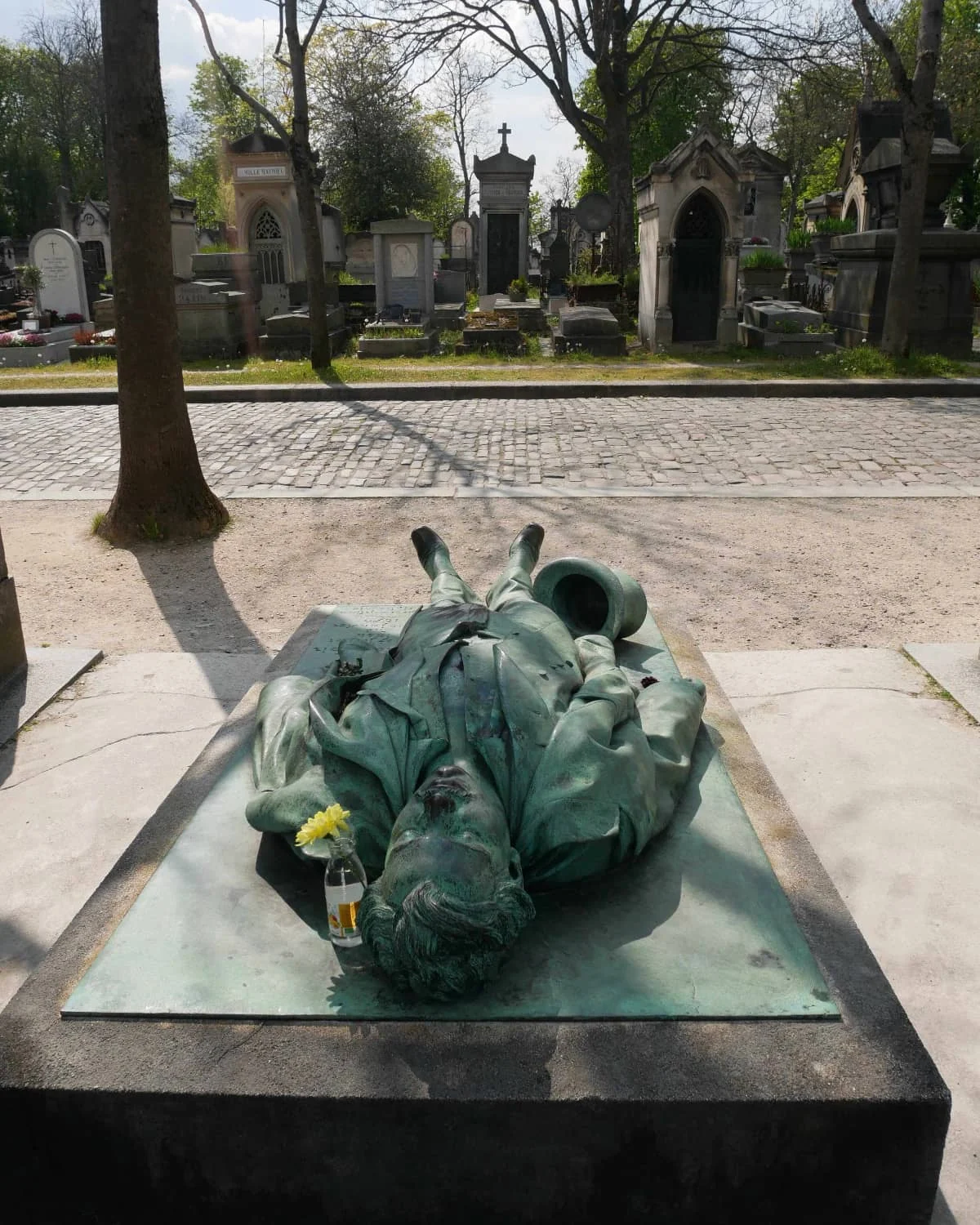 Grave of Victor Noir