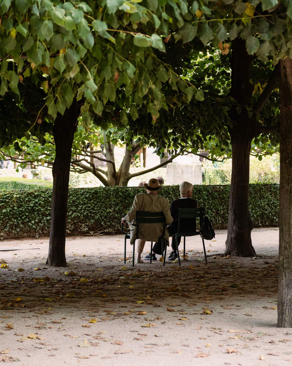 Paris locals chill place jardin du Palais Royal